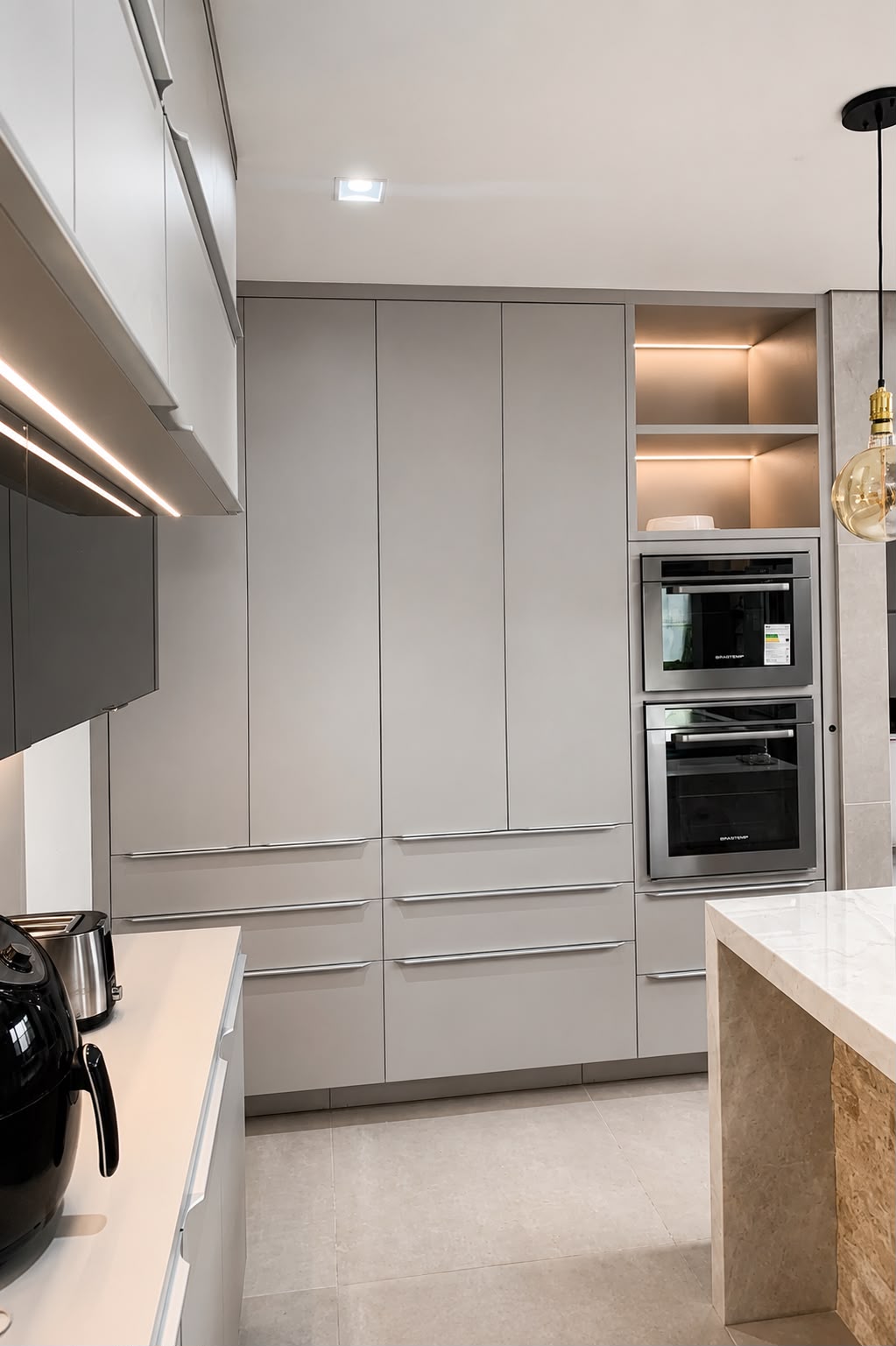 Cozinhas e espaços gourmet — projeto 1 da Marcenaria Quatro Irmãos